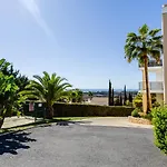 Apartman Homes Eco With Terrace, 2 Swimming Pools & Tennis Court