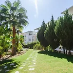 Homes Eco With Terrace, 2 Swimming Pools & Tennis Court Apartman