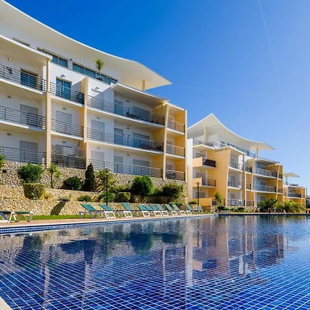 Homes Eco With Terrace, 2 Swimming Pools & Tennis Court * Albufeira