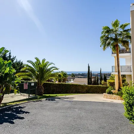 Appartamento Homes Eco With Terrace, 2 Swimming Pools & Tennis Court
