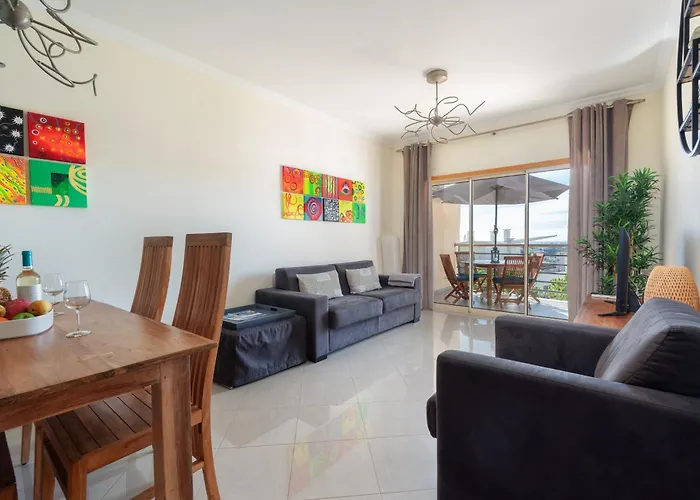 Апартаменти Homes Eco With Terrace, 2 Swimming Pools & Tennis Court