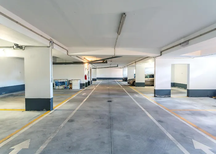 Homes Eco With Terrace, 2 Swimming Pools & Tennis Court Албуфейра