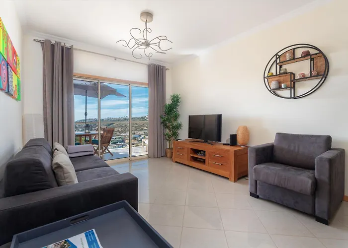 Апартаменти Homes Eco With Terrace, 2 Swimming Pools & Tennis Court Албуфейра