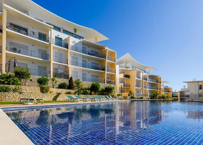 Homes Eco With Terrace, 2 Swimming Pools & Tennis Court * Албуфейра