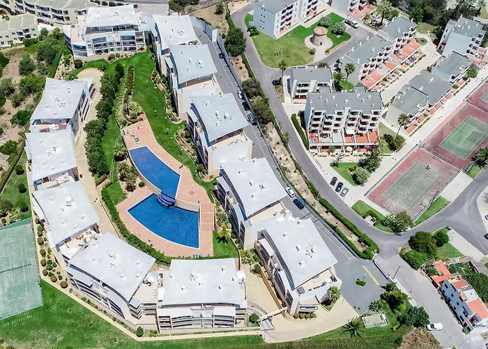 Апартаменти Homes Eco With Terrace, 2 Swimming Pools & Tennis Court