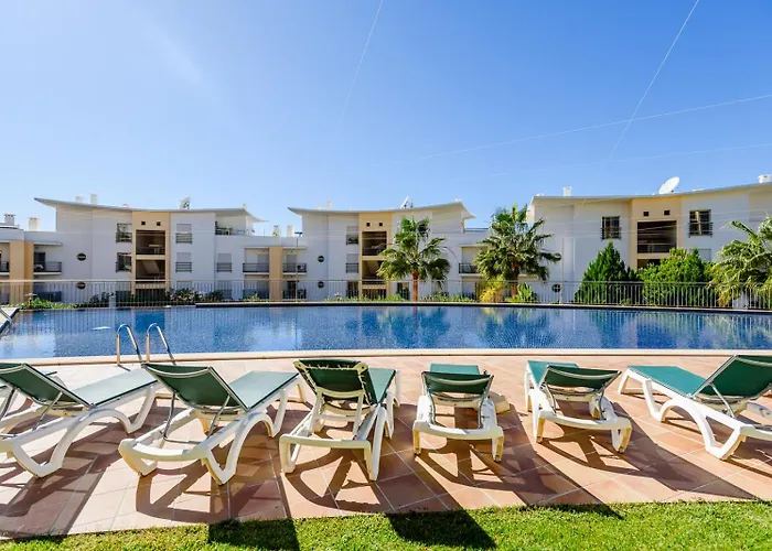 Апартаменти Homes Eco With Terrace, 2 Swimming Pools & Tennis Court