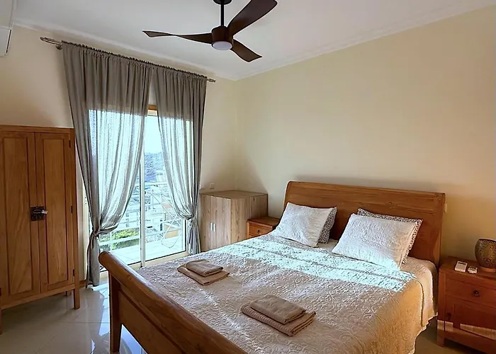 Апартаменти Homes Eco With Terrace, 2 Swimming Pools & Tennis Court